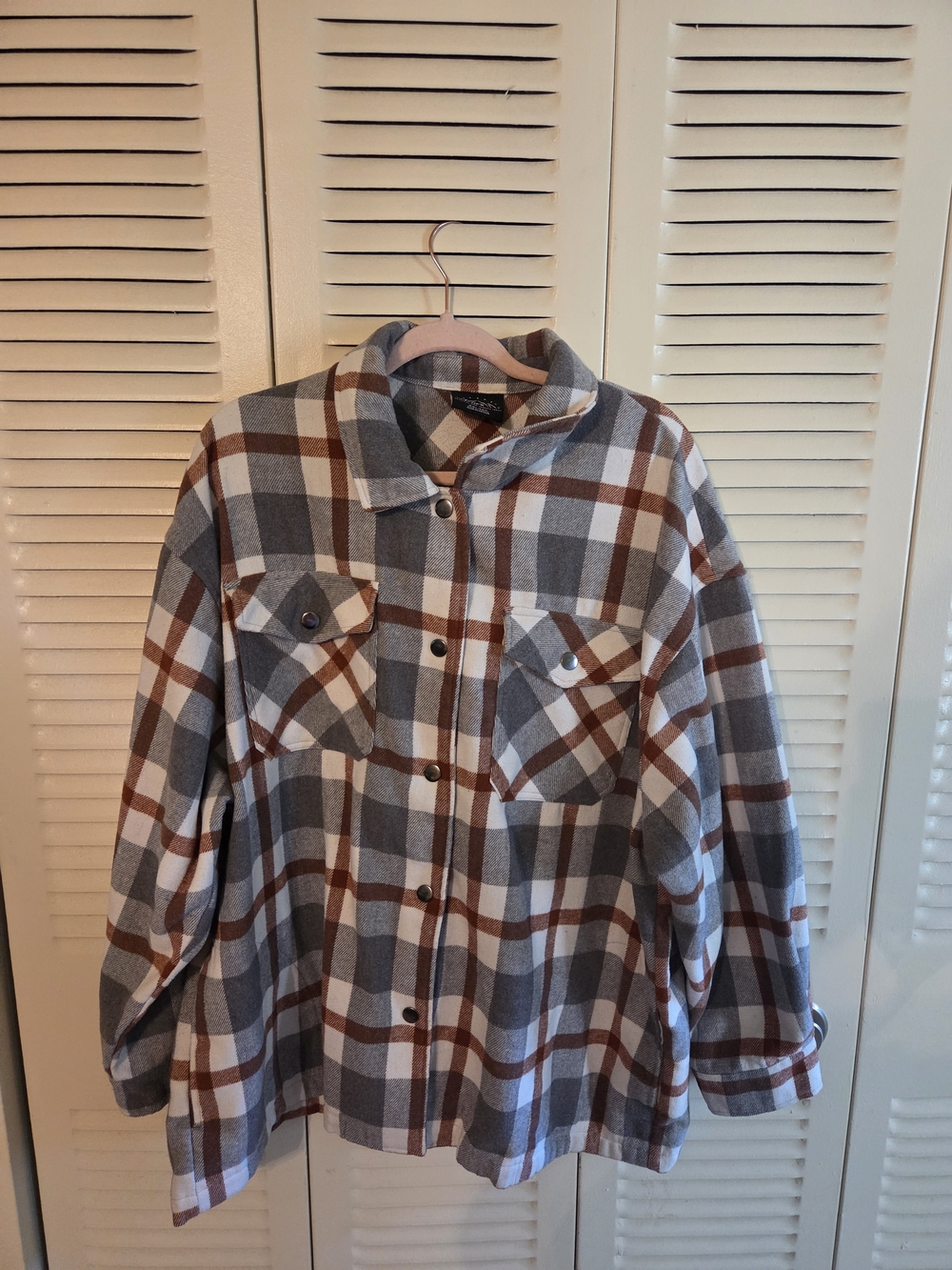 Plaid Button-Up Shacket in Gray, White & Rust